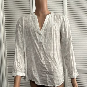 Old navy white  long sleeve large